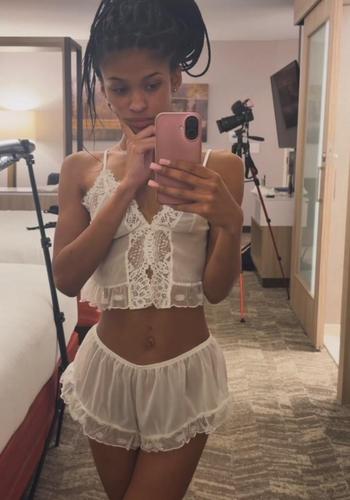 Essence, 23  female escort, Dothan