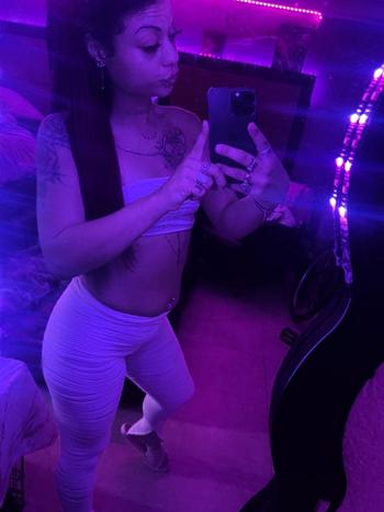 Pink, 29  female escort, Dothan