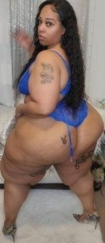 Bunzy, 35  female escort, Dothan